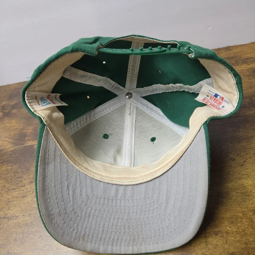 Vintage Atlanta Braves New Era Snapback Hat Green Raised Script A Logo USA Made